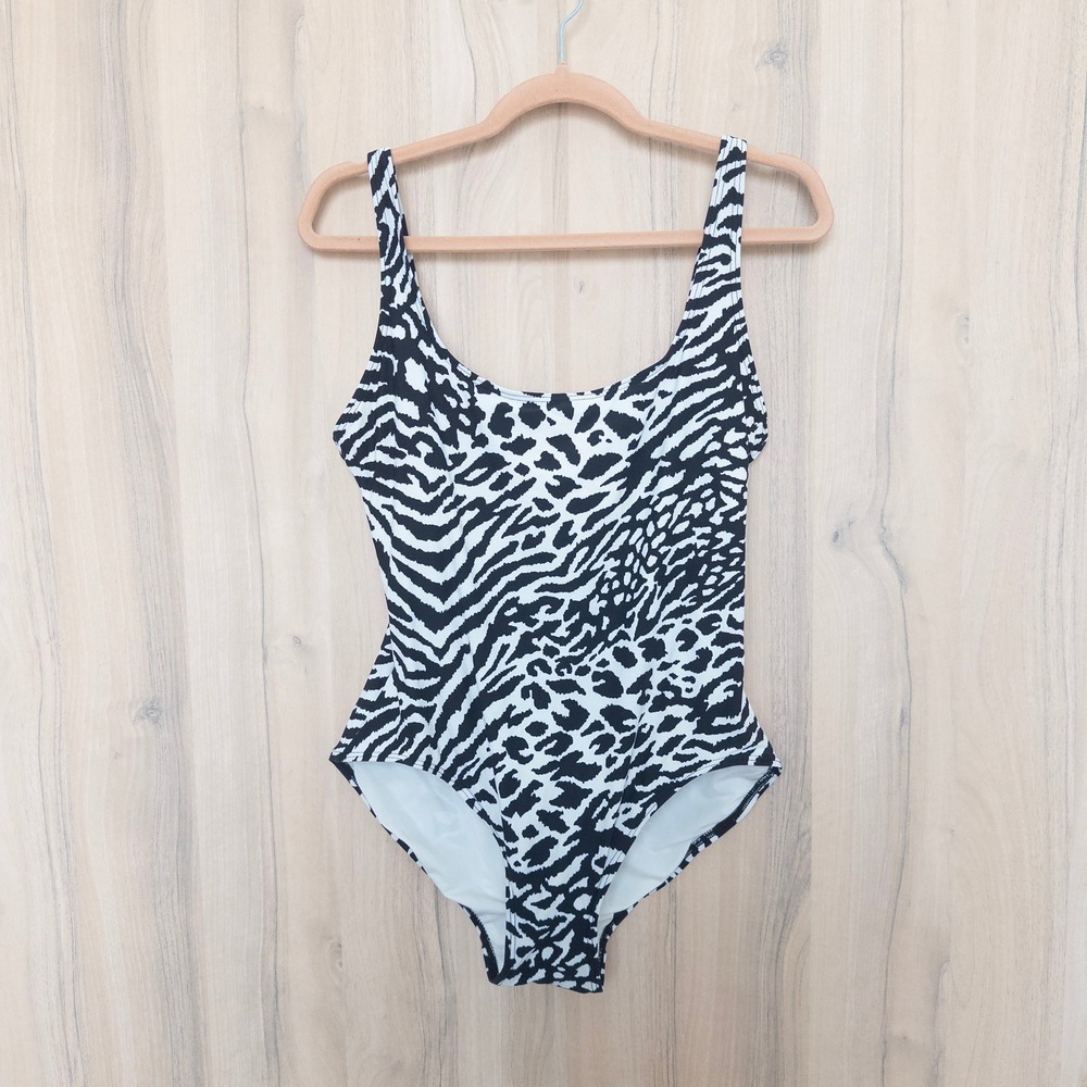 DKNY One‎ Piece Swimsuit Size 12 Black White Zebra Animal Resort Coastal Chic - Picture 1 of 6